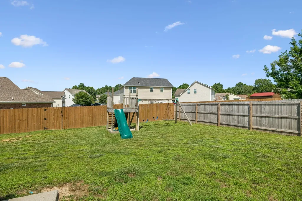 610 Whirlaway Drive Burns TN 37029