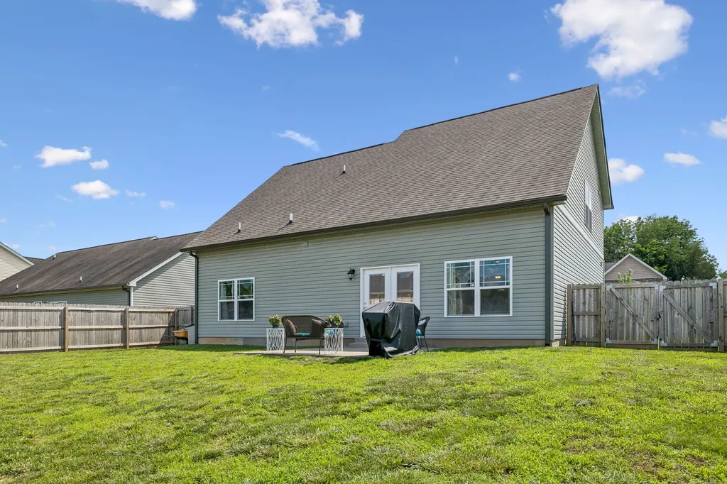 610 Whirlaway Drive Burns TN 37029