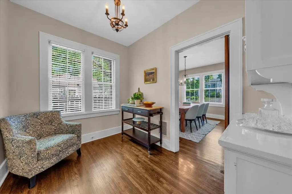 115 Cherokee Road Nashville TN 37205