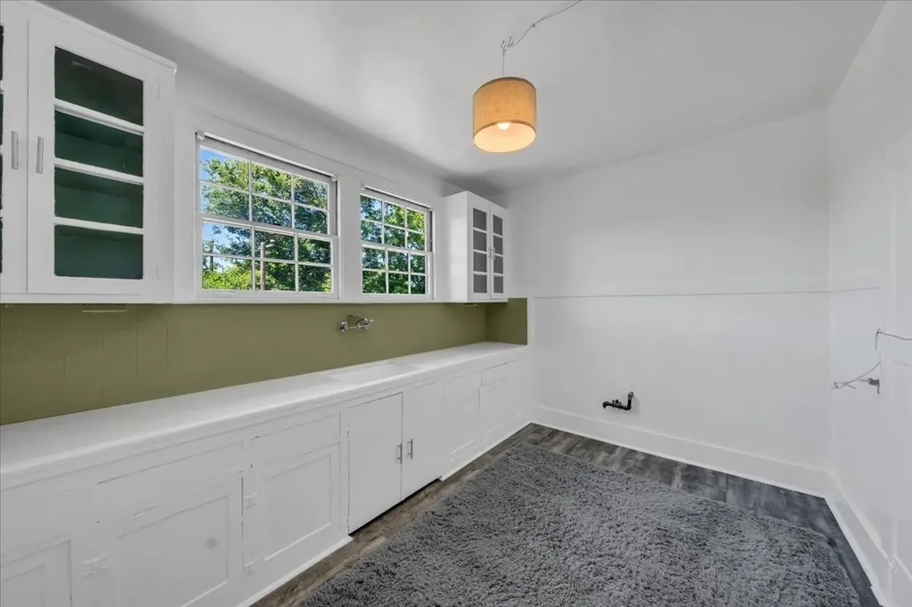 115 Cherokee Road Nashville TN 37205