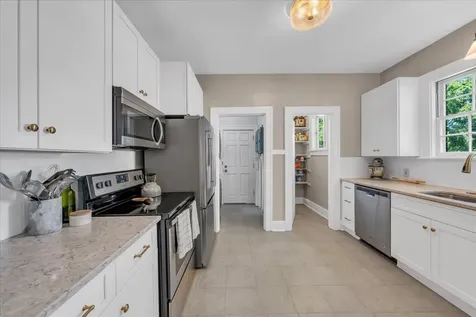 115 Cherokee Road Nashville TN 37205