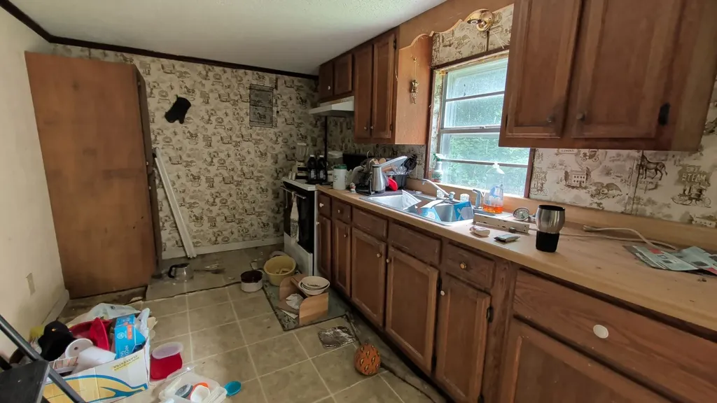 161 Cooper Road Dresden TN 38225