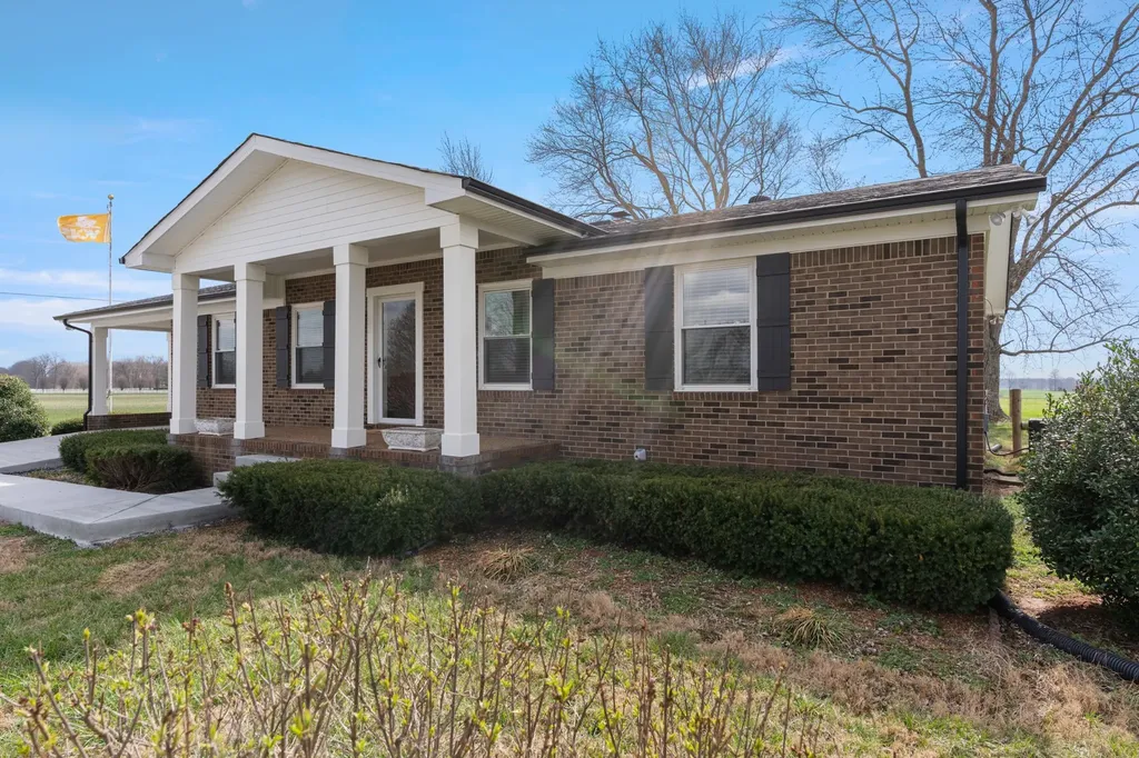 8412 Highway 41, N Adams TN 37010