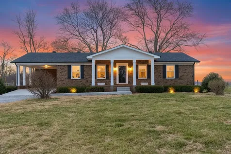 8412 Highway 41, N Adams TN 37010