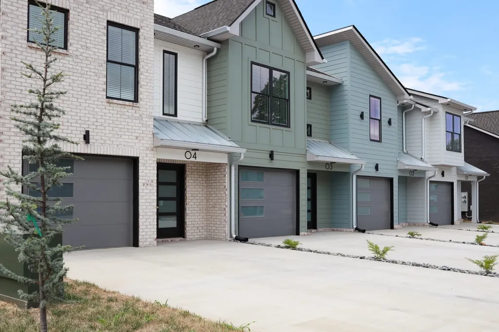 725 Hornbuckle Road Clarksville TN 37043
