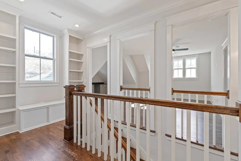 3358 Acklen Avenue Nashville TN 37212