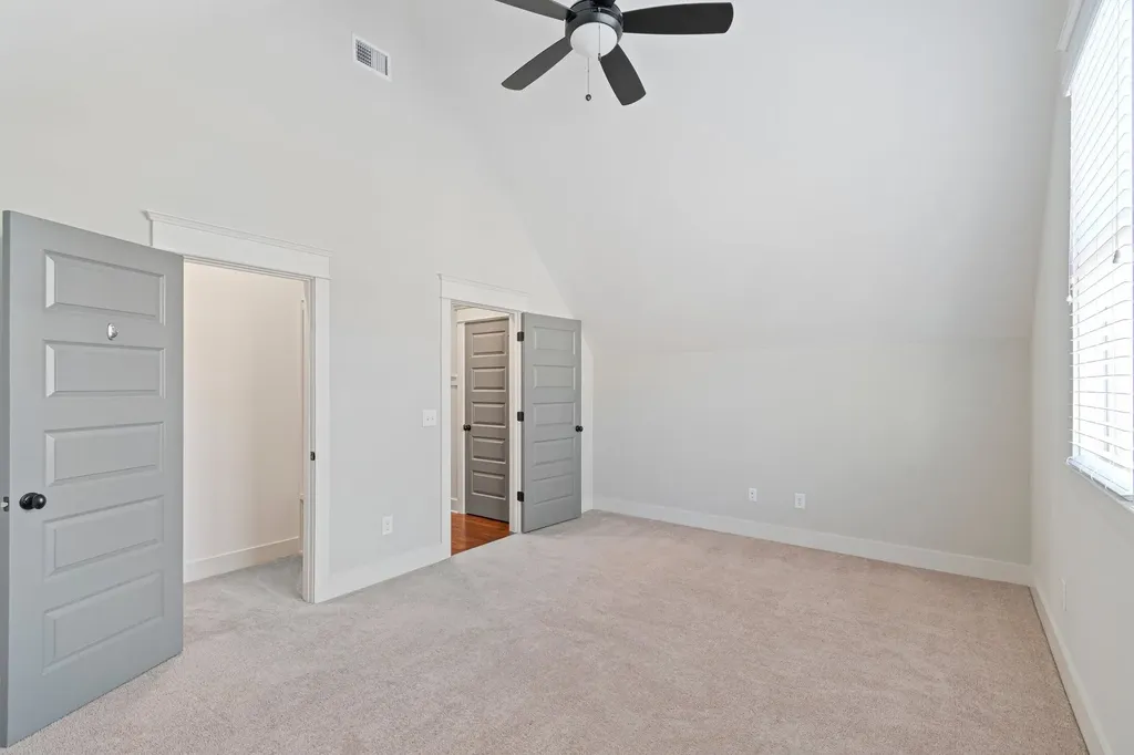 3358 Acklen Avenue Nashville TN 37212