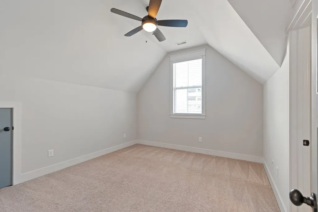 3358 Acklen Avenue Nashville TN 37212