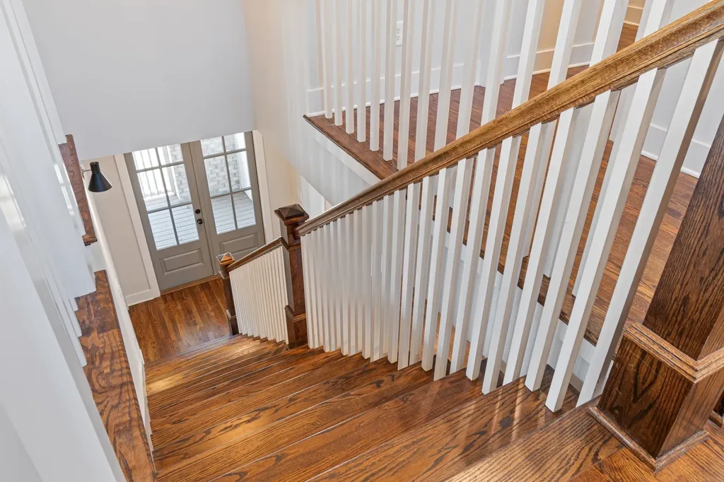 3358 Acklen Avenue Nashville TN 37212