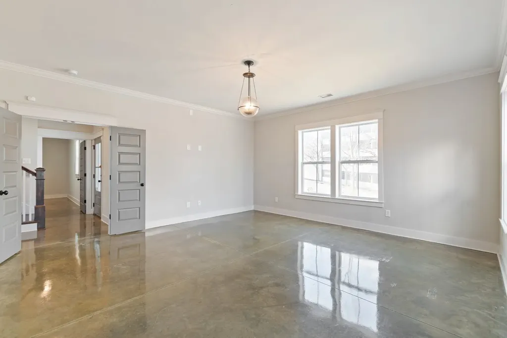 3358 Acklen Avenue Nashville TN 37212