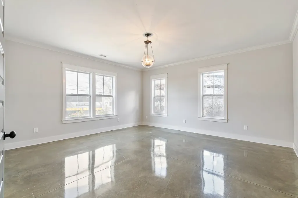3358 Acklen Avenue Nashville TN 37212