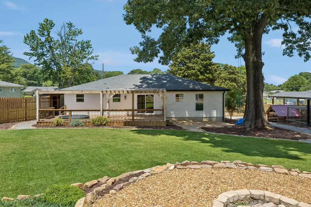 3312 Mountain View Drive Chattanooga TN 37419