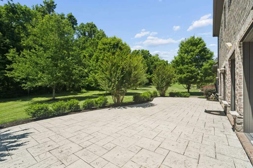 9555 Sanctuary Place Brentwood TN 37027