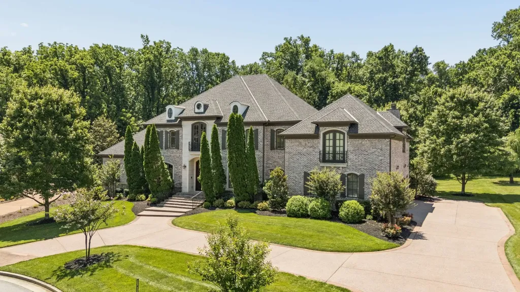 9555 Sanctuary Place Brentwood TN 37027