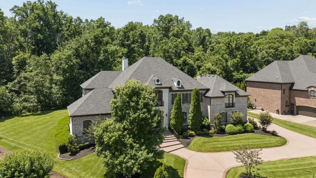 9555 Sanctuary Place Brentwood TN 37027