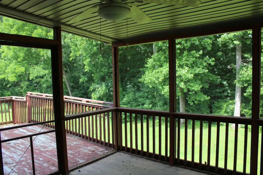 1033 Valleydale Avenue Cross Plains TN 37049