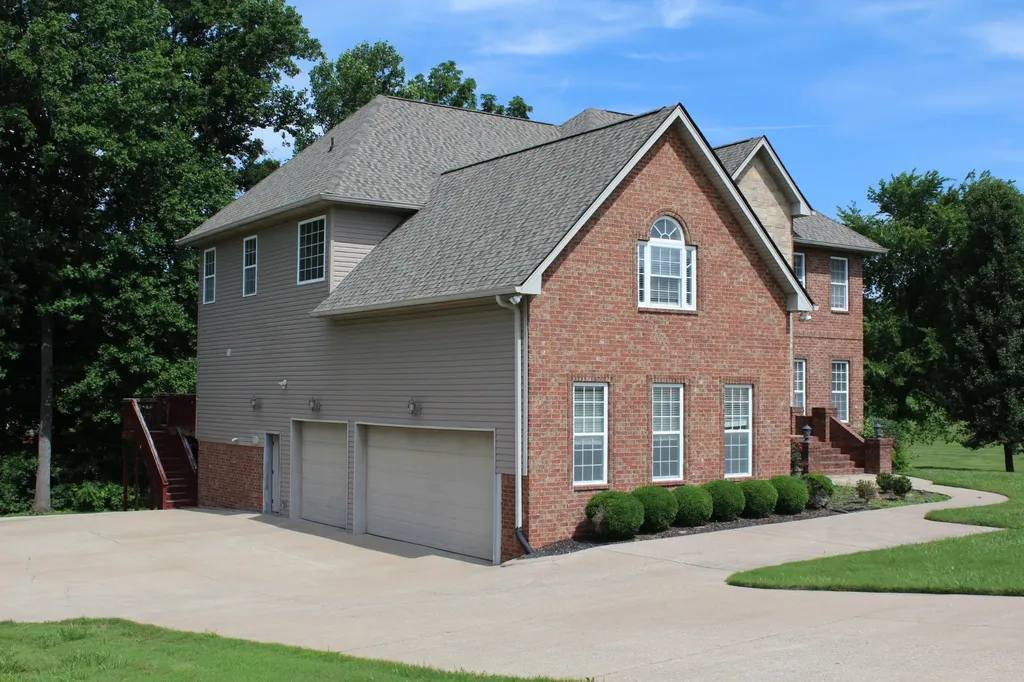 1033 Valleydale Avenue Cross Plains TN 37049