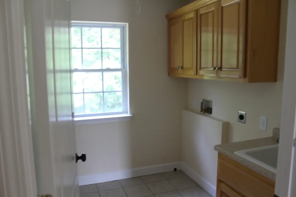 1033 Valleydale Avenue Cross Plains TN 37049