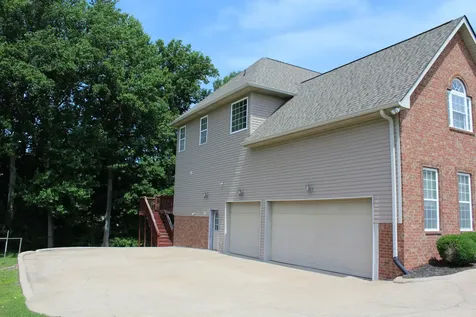 1033 Valleydale Avenue Cross Plains TN 37049