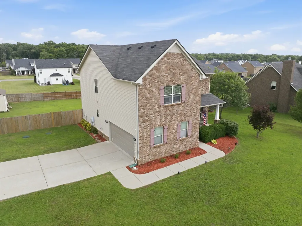 1026 Pinnacle Hills Drive Murfreesboro TN 37128