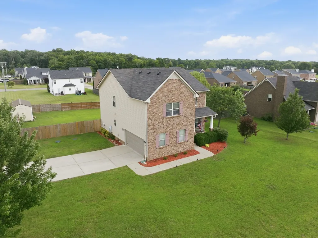 1026 Pinnacle Hills Drive Murfreesboro TN 37128