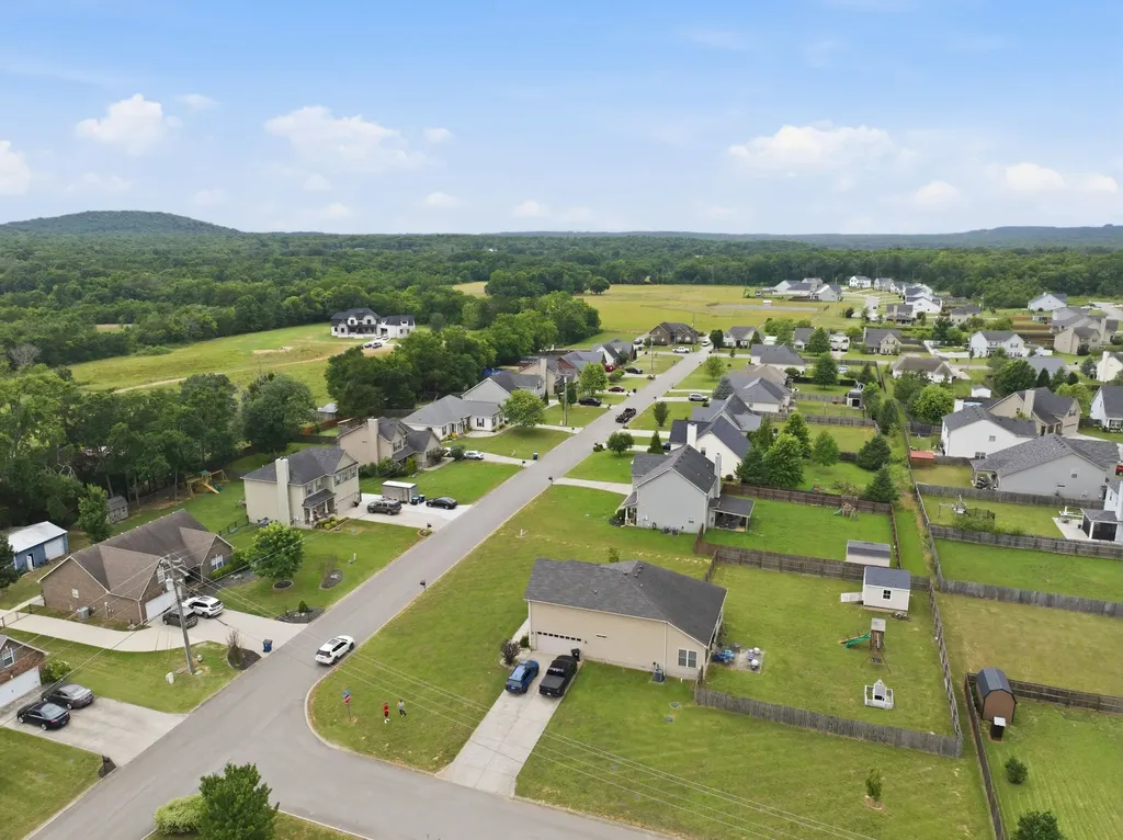 1026 Pinnacle Hills Drive Murfreesboro TN 37128