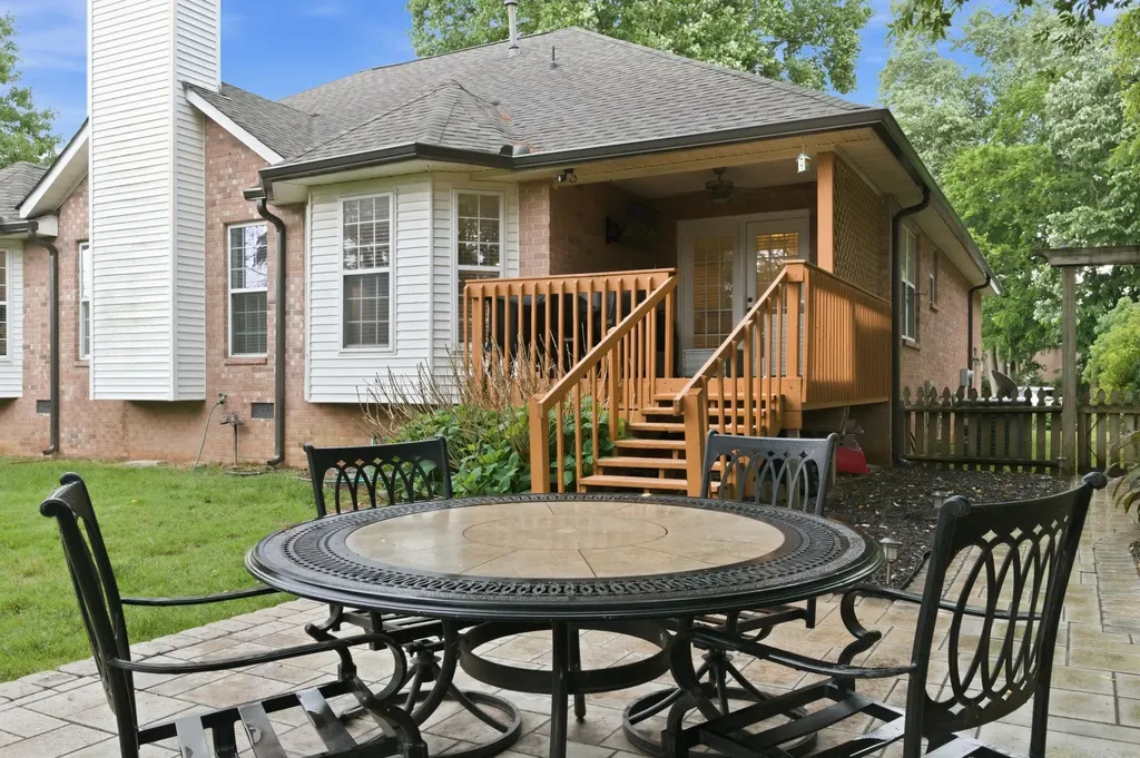 2304 Winder Circle Franklin TN 37064