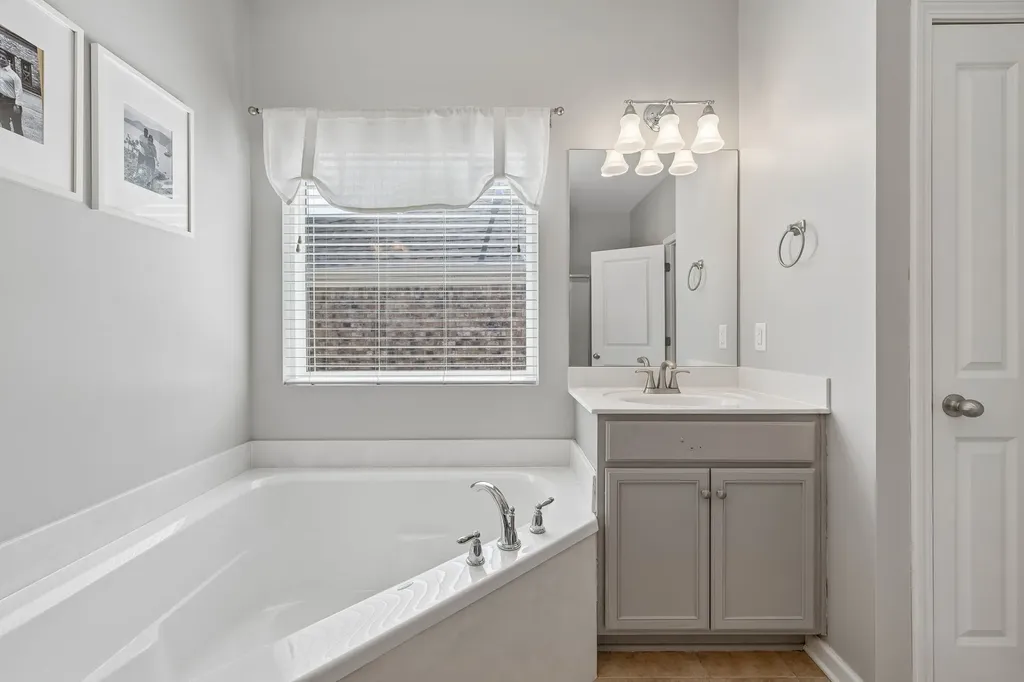 2712 Alvin Sperry Pass Mount Juliet TN 37122