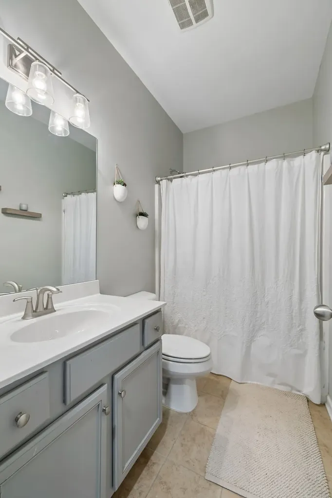 2712 Alvin Sperry Pass Mount Juliet TN 37122