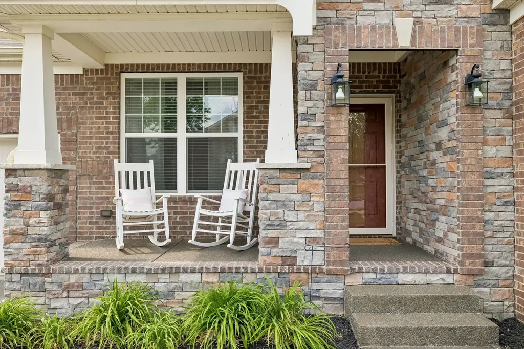 2712 Alvin Sperry Pass Mount Juliet TN 37122