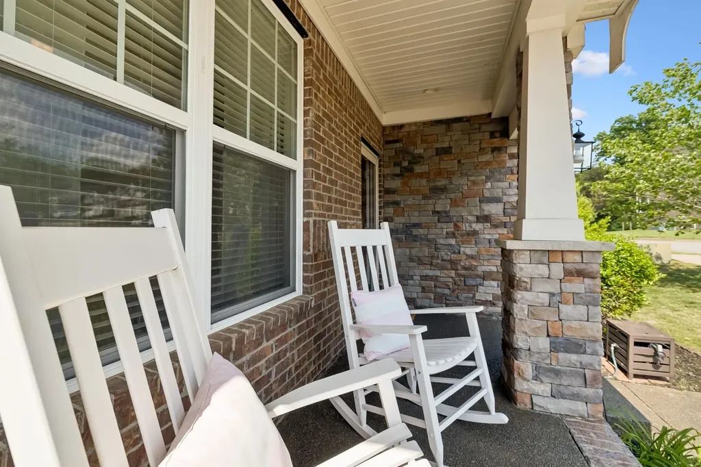 2712 Alvin Sperry Pass Mount Juliet TN 37122