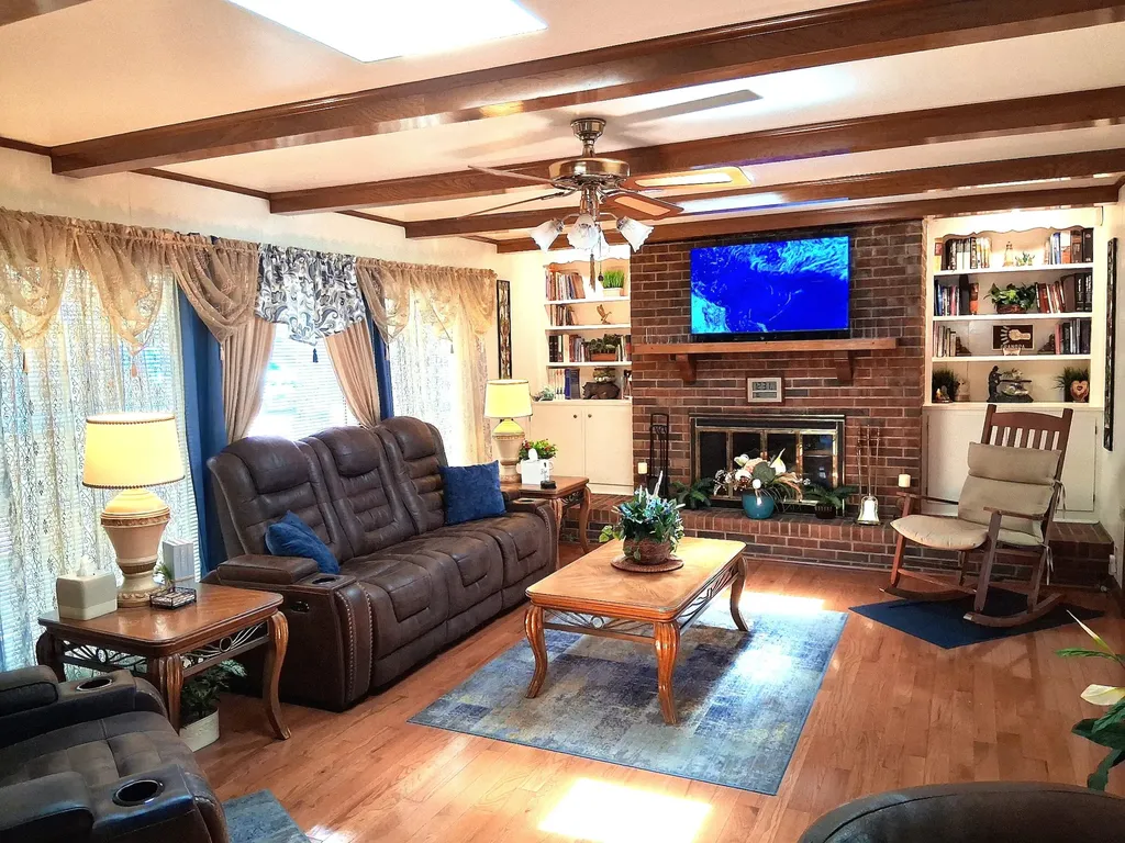 4713 Log Cabin Road Nashville TN 37216