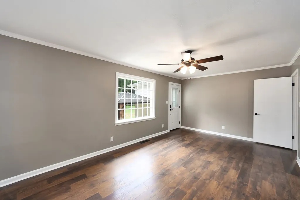 102 Fox Ridge Road Jackson TN 38305