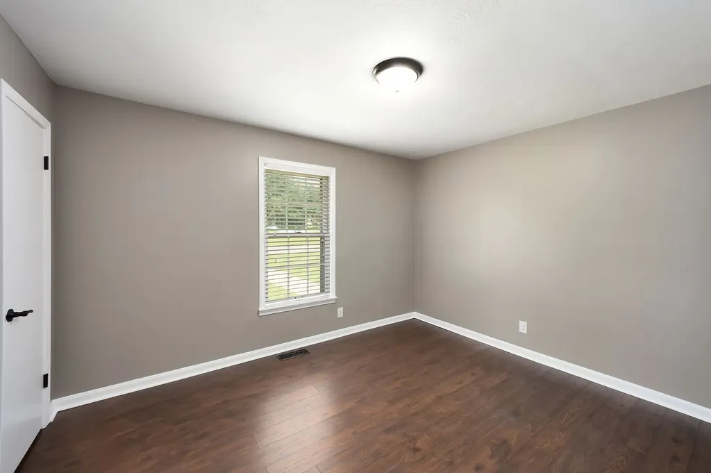 102 Fox Ridge Road Jackson TN 38305