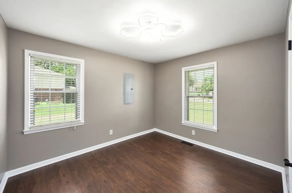 102 Fox Ridge Road Jackson TN 38305