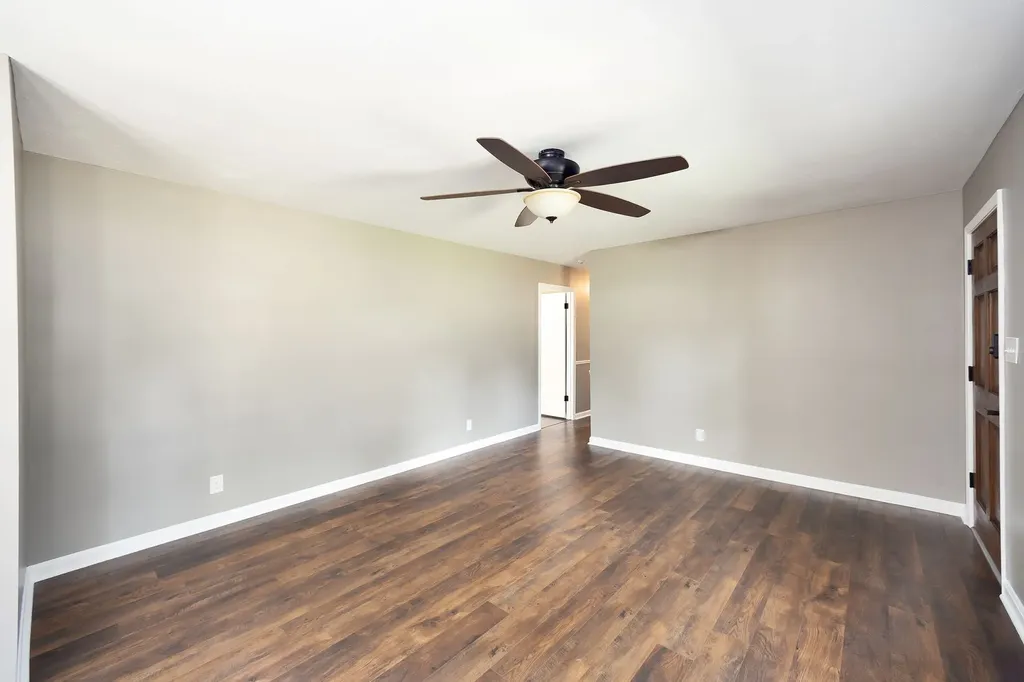 102 Fox Ridge Road Jackson TN 38305