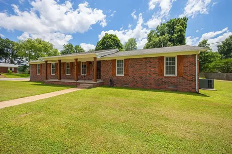 102 Fox Ridge Road Jackson TN 38305