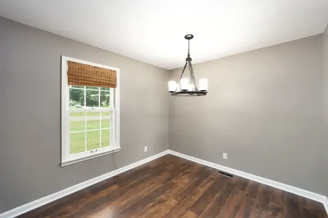 102 Fox Ridge Road Jackson TN 38305
