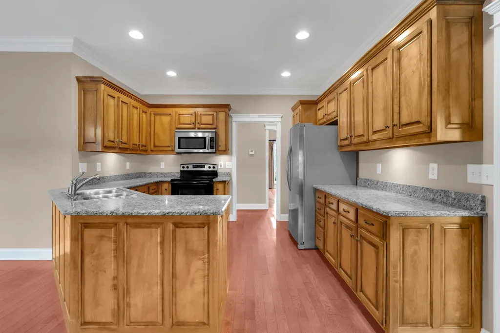 37 Pond Field Court Winchester TN 37398