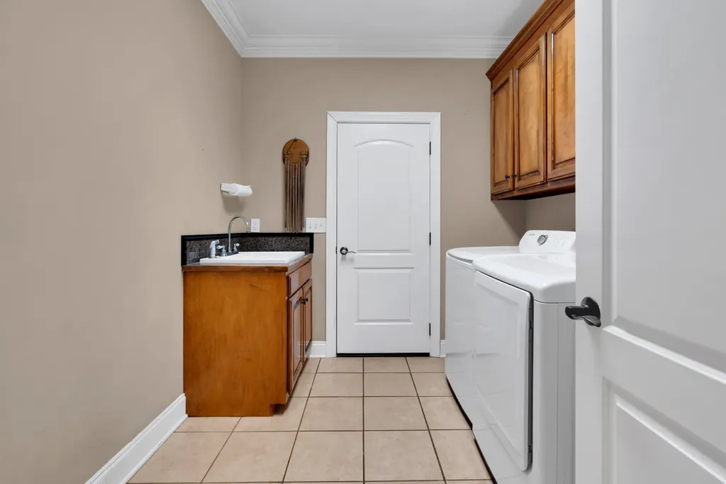 37 Pond Field Court Winchester TN 37398