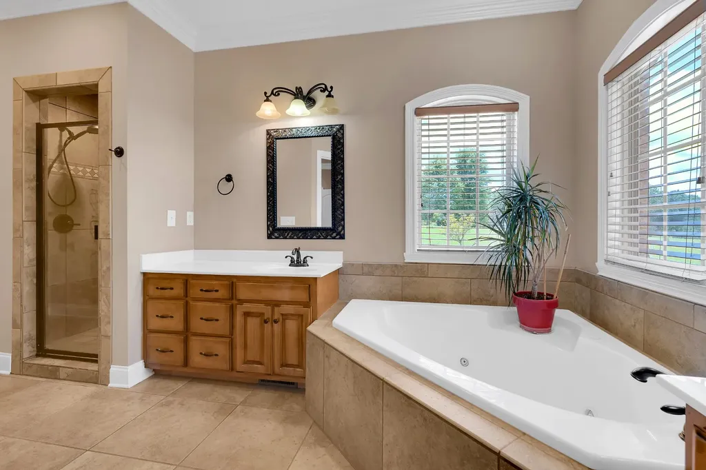 37 Pond Field Court Winchester TN 37398