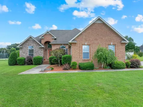 37 Pond Field Court Winchester TN 37398