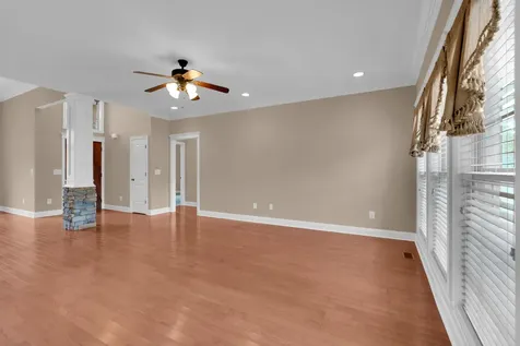 37 Pond Field Court Winchester TN 37398