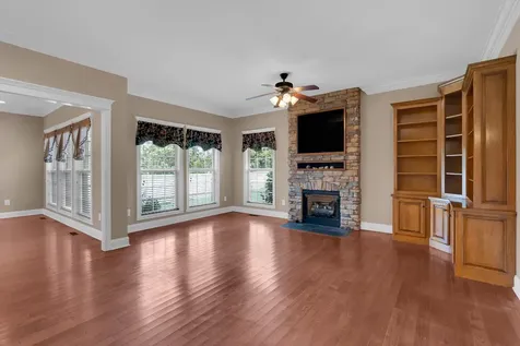 37 Pond Field Court Winchester TN 37398