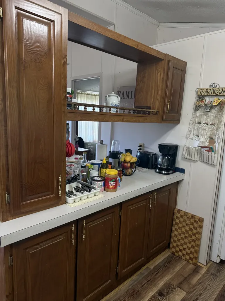 242 Lynch Lane Gainesboro TN 38562