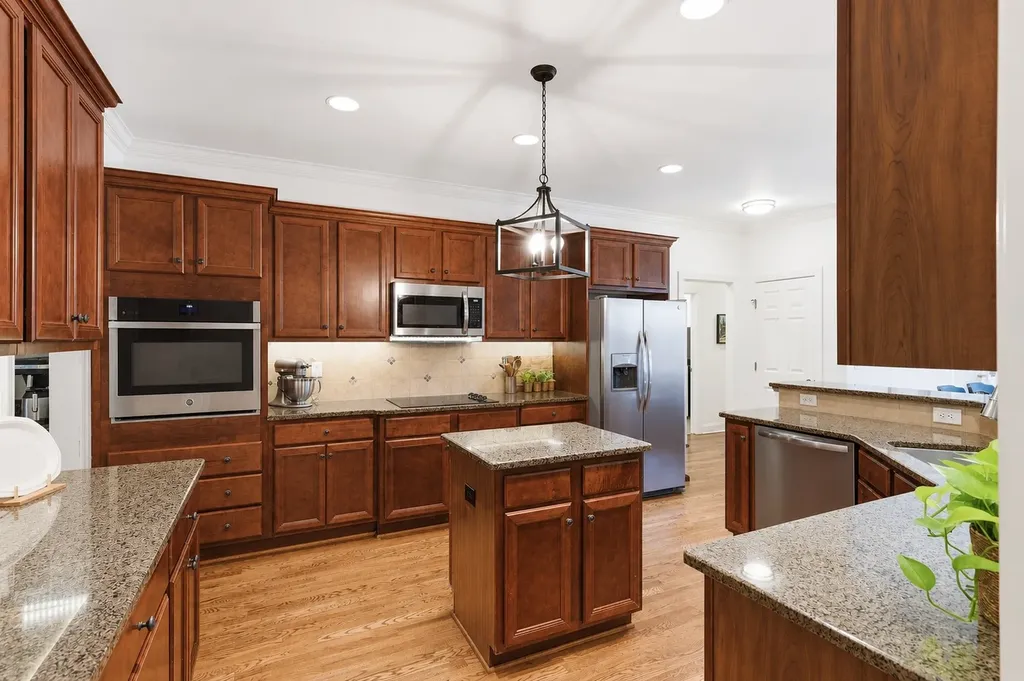 2017 Callaway Park Place Thompsons Station TN 37179