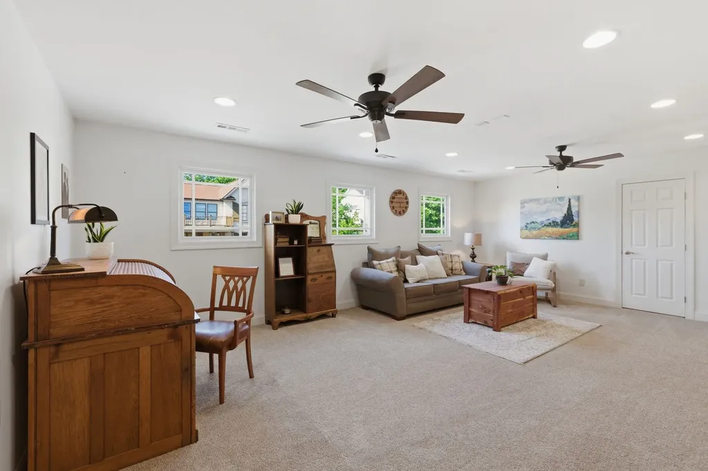 2017 Callaway Park Place Thompsons Station TN 37179