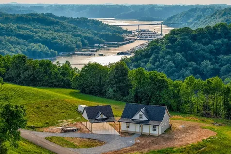689 Amonett Circle Byrdstown TN 38549