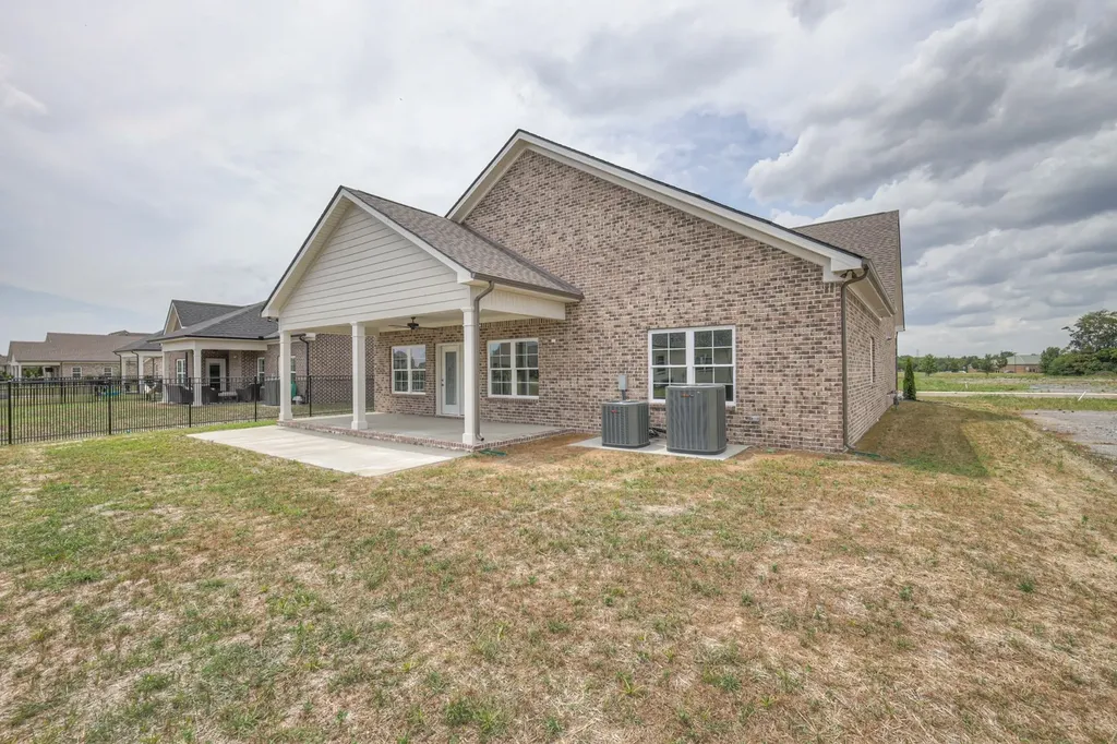 5529 Sinclair Street Murfreesboro TN 37127