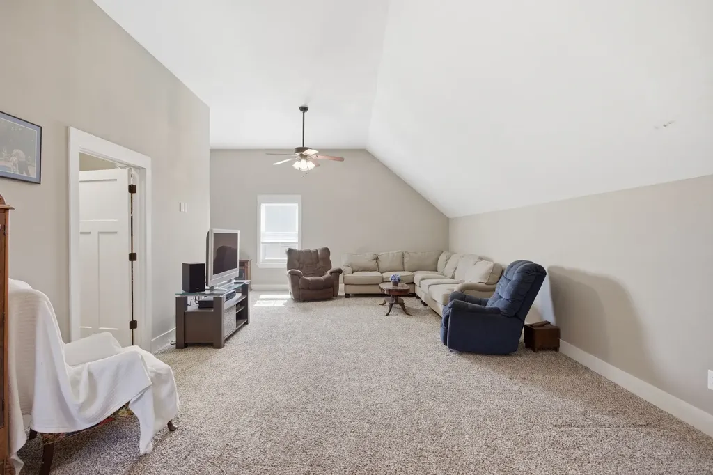 7785 Highway 99 Rockvale TN 37153